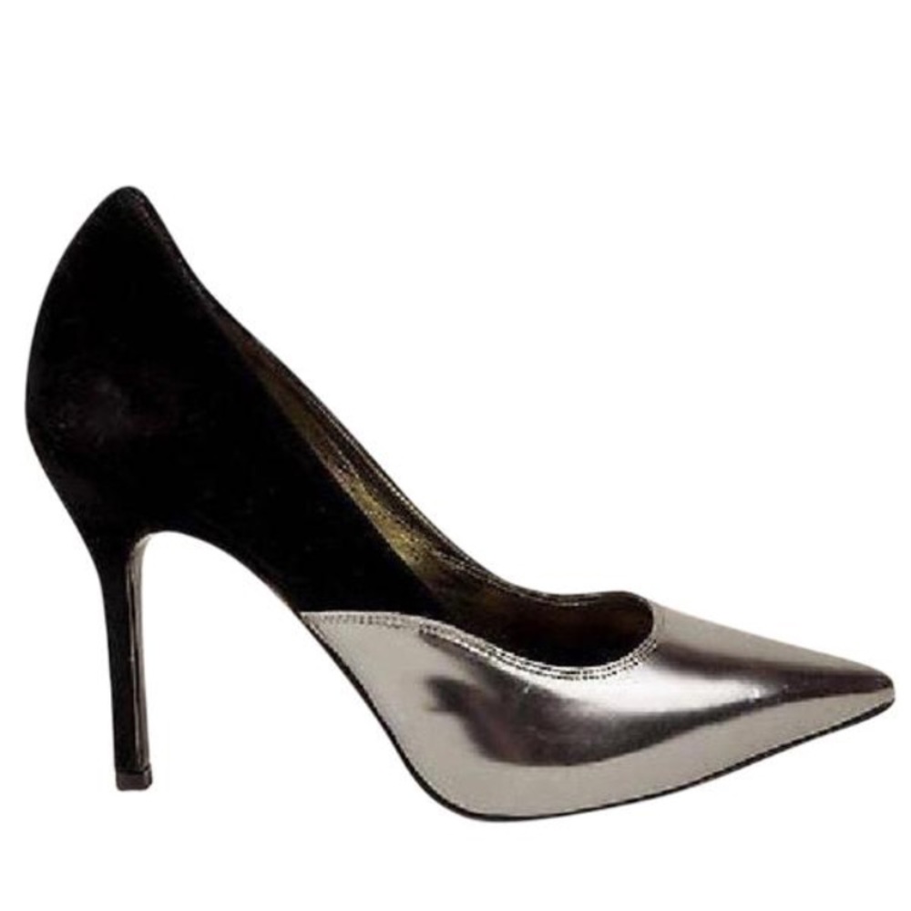 Lanvin pump heels. Great condition